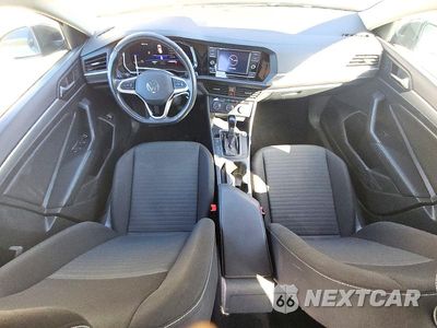 Zdjęcie 8 z 12 samochodu: 2024 VOLKSWAGEN JETTA S VIN:3VW5M7BU6RM054591 - miniatura