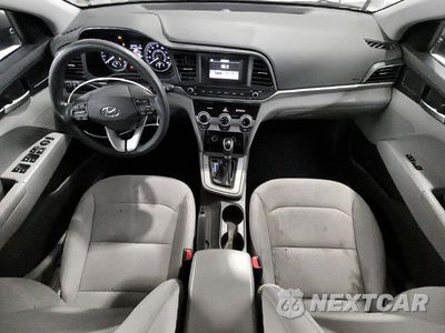 Zdjęcie 8 z 13 samochodu: 2019 HYUNDAI ELANTRA SE VIN:5NPD74LF9KH432029 - miniatura