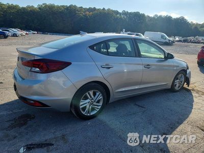 Trzecie zdjęcie samochodu z tyłu: 2020 HYUNDAI ELANTRA SEL VIN:5NPD84LF6LH551803 - miniatura