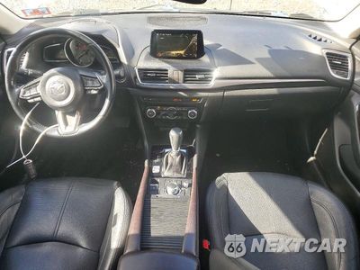 Zdjęcie 8 z 12 samochodu: 2017 MAZDA 3 GRAND TOURING VIN:JM1BN1W39H1105028 - miniatura