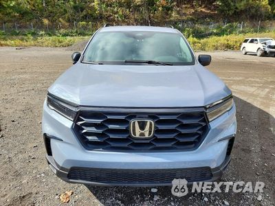 Piąte zdjęcie samochodu w środku: 2025 HONDA PILOT SPORT VIN:5FNYG1H3XSB063212 - miniatura