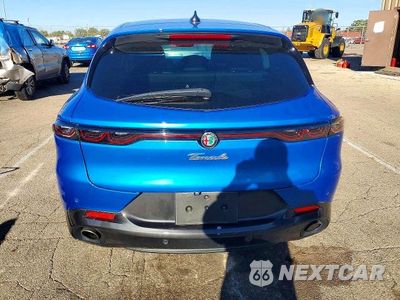 Zdjęcie 6 z 13 samochodu: 2024 ALFA ROMEO TONALE VELOCE VIN:ZASPATDW4R3061010 - miniatura