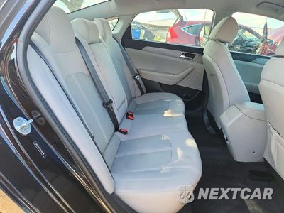 Zdjęcie 10 z 12 samochodu: 2019 HYUNDAI SONATA SE VIN:5NPE24AF1KH769946 - miniatura