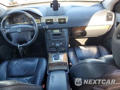 Zdjęcie 8 z 13 samochodu: 2010 VOLVO XC90 3.2 VIN:YV4982CZ5A1534903 - miniatura