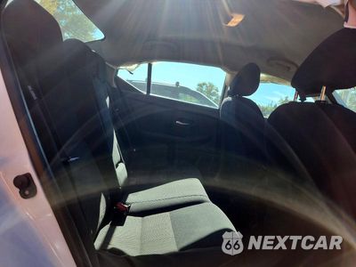 Zdjęcie 10 z 13 samochodu: 2020 NISSAN SENTRA SV VIN:3N1AB8CV1LY313091 - miniatura
