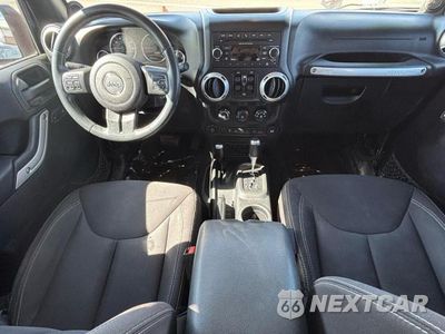 Zdjęcie 9 z 11 samochodu: 2014 JEEP WRANGLER UNLIMITED SAHARA VIN:1C4BJWEG2EL178982 - miniatura