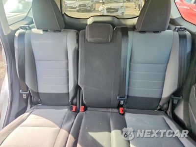 Zdjęcie 10 z 13 samochodu: 2017 FORD ESCAPE S VIN:1FMCU0F78HUC14255 - miniatura