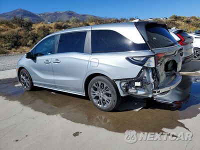 Drugie zdjęcie samochodu z przodu: 2026 HONDA ODYSSEY TOURING VIN:5FNRL6H86TB057708 - miniatura