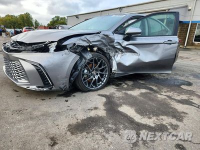2025 TOYOTA CAMRY XSE 4T1DAACK1SU504193 - główne zdjęcie licytacji z USA - miniatura