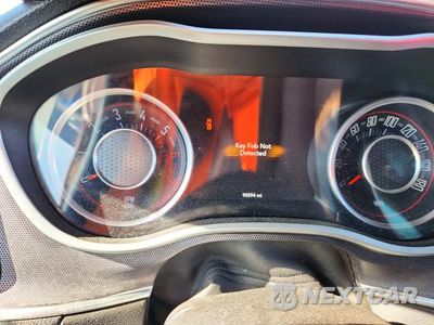 Zdjęcie 9 z 13 samochodu: 2015 DODGE CHALLENGER R/T SCAT PACK VIN:2C3CDZFJ8FH910347 - miniatura
