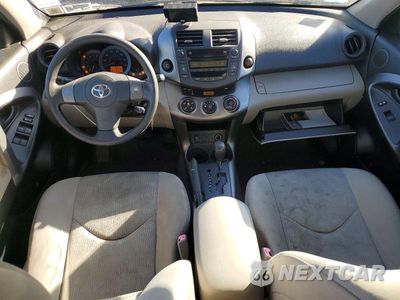 Zdjęcie 8 z 13 samochodu: 2010 TOYOTA RAV4 BASE VIN:JTMBF4DV1AD021907 - miniatura