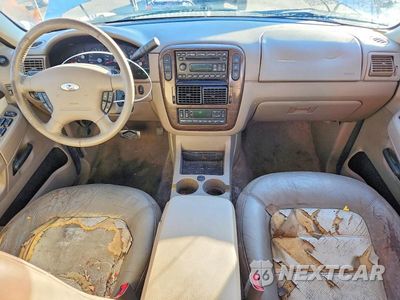 Zdjęcie 8 z 13 samochodu: 2005 FORD EXPLORER EDDIE BAUER VIN:1FMZU74K15UB17601 - miniatura