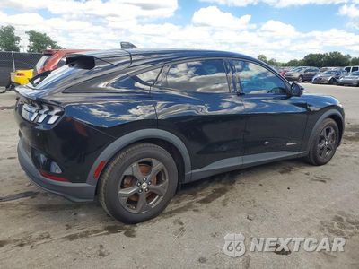 Trzecie zdjęcie samochodu z tyłu: 2021 FORD MUSTANG MACH-E SELECT VIN:3FMTK1SS9MMA01724 - miniatura