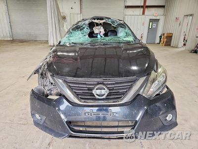Piąte zdjęcie samochodu w środku: 2017 NISSAN ALTIMA 3.5 SL VIN:1N4BL3AP2HC112862 - miniatura