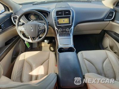 Zdjęcie 8 z 14 samochodu: 2016 LINCOLN MKX SELECT VIN:2LMTJ6KR7GBL75837 - miniatura