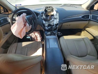 Zdjęcie 8 z 12 samochodu: 2017 LINCOLN MKZ RESERVE VIN:3LN6L5E96HR629775 - miniatura
