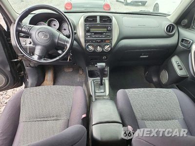 Zdjęcie 8 z 13 samochodu: 2005 TOYOTA RAV4 BASE VIN:JTEHD20V550072376 - miniatura