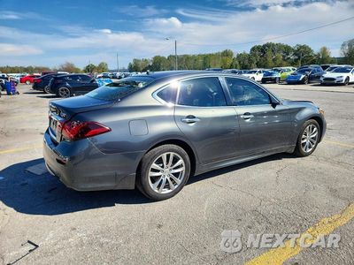 Trzecie zdjęcie samochodu z tyłu: 2015 INFINITI Q70 3.7 VIN:JN1BY1APXFM542469 - miniatura