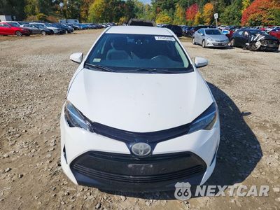 Piąte zdjęcie samochodu w środku: 2018 TOYOTA COROLLA LE VIN:5YFBURHE0JP826792 - miniatura