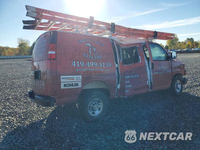 Trzecie zdjęcie samochodu z tyłu: 2025 CHEVROLET EXPRESS G2500 VIN:1GCWGAFP8S1102045 - miniatura