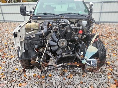 Zdjęcie 13 z 13 samochodu: 2005 GMC NEW SIERRA K3500 VIN:1GDJK34295E182492 - miniatura