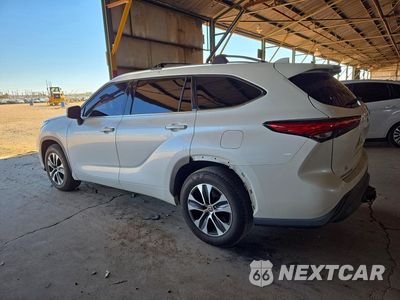 Drugie zdjęcie samochodu z przodu: 2021 TOYOTA HIGHLANDER XLE VIN:5TDHZRAH7MS043769 - miniatura