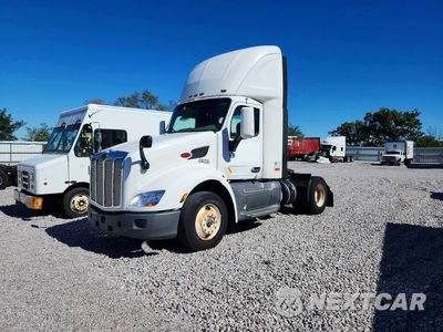 2018 PETERBILT 579 SEMI TRUCK 1XPBA48X1JD478449 - główne zdjęcie licytacji z USA - miniatura