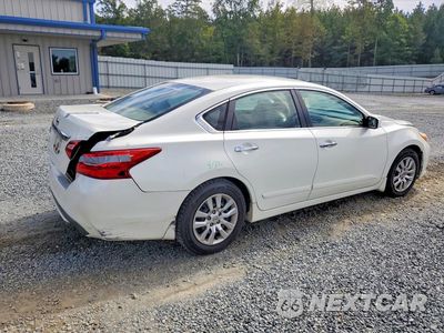 Trzecie zdjęcie samochodu z tyłu: 2016 NISSAN ALTIMA 2.5 S VIN:1N4AL3AP3GC271948 - miniatura
