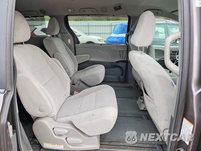Zdjęcie 11 z 13 samochodu: 2016 TOYOTA SIENNA LE VIN:5TDJK3DC2GS139767 - miniatura
