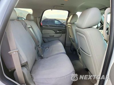 Zdjęcie 10 z 12 samochodu: 2010 CHEVROLET TAHOE K1500 LT VIN:1GNUKBE00AR196171 - miniatura