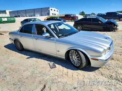Czwarte zdjęcie samochodu z boku: 2007 JAGUAR XJ8 VIN:SAJWA71B17SH14626 - miniatura