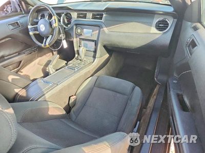 Zdjęcie 8 z 12 samochodu: 2014 FORD MUSTANG VIN:1ZVBP8EM2E5227163 - miniatura