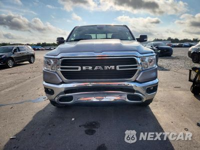 Piąte zdjęcie samochodu w środku: 2020 RAM 1500 BIG HORN/LONE STAR VIN:1C6SRFBT2LN198507 - miniatura