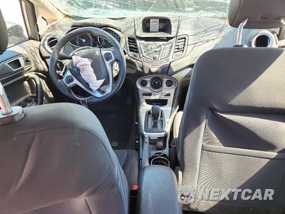Zdjęcie 8 z 12 samochodu: 2016 FORD FIESTA SE VIN:3FADP4EJ1GM119906 - miniatura