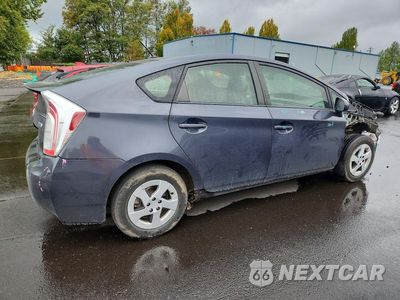 Trzecie zdjęcie samochodu z tyłu: 2013 TOYOTA PRIUS TWO VIN:JTDKN3DU1D5667662 - miniatura