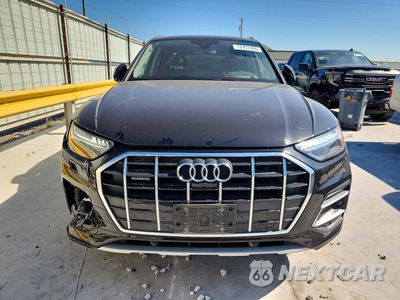 Piąte zdjęcie samochodu w środku: 2023 AUDI Q5 PRESTIGE 40 VIN:WA1CBAFY4P2062696 - miniatura