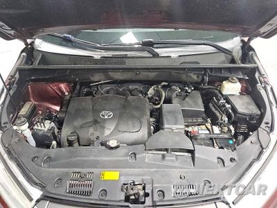 Zdjęcie 12 z 14 samochodu: 2018 TOYOTA HIGHLANDER XLE VIN:5TDJZRFH8JS850176 - miniatura