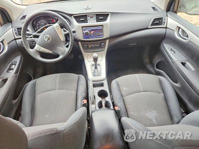 Zdjęcie 8 z 12 samochodu: 2015 NISSAN SENTRA S VIN:3N1AB7AP1FY289653 - miniatura