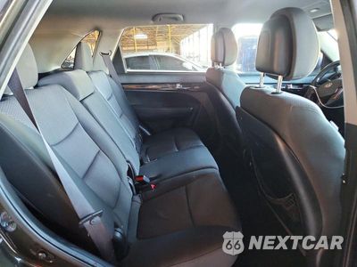 Zdjęcie 10 z 12 samochodu: 2012 KIA SORENTO LX VIN:5XYKT4A26CG199464 - miniatura