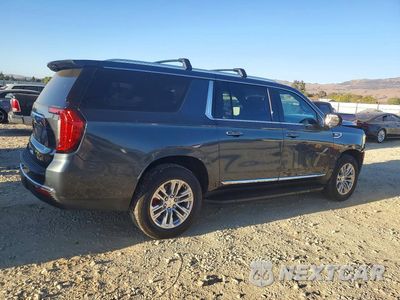 Trzecie zdjęcie samochodu z tyłu: 2021 GMC YUKON XL K1500 SLT VIN:1GKS2GKD5MR411024 - miniatura
