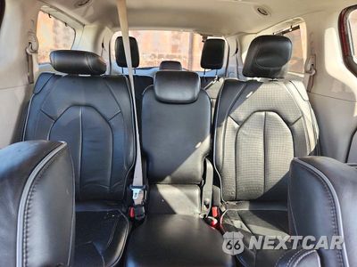 Zdjęcie 10 z 14 samochodu: 2017 CHRYSLER PACIFICA LIMITED VIN:2C4RC1GG5HR778741 - miniatura