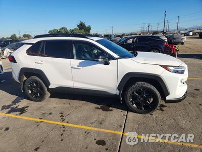 Czwarte zdjęcie samochodu z boku: 2023 TOYOTA RAV4 TRD OFF ROAD VIN:2T3S1RFV6PW386460 - miniatura
