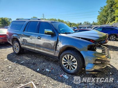 Czwarte zdjęcie samochodu z boku: 2016 LINCOLN NAVIGATOR L SELECT VIN:5LMJJ3JT7GEL02211 - miniatura