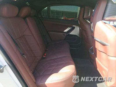 Zdjęcie 10 z 12 samochodu: 2024 BMW 760 XI VIN:WBA33EJ0XRCR41643 - miniatura