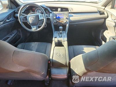 Zdjęcie 8 z 12 samochodu: 2018 HONDA CIVIC LX VIN:SHHFK7H24JU239572 - miniatura