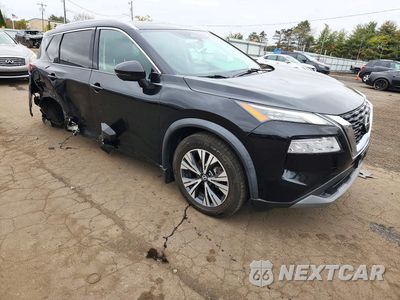 Czwarte zdjęcie samochodu z boku: 2021 NISSAN ROGUE SV VIN:5N1AT3BBXMC750548 - miniatura