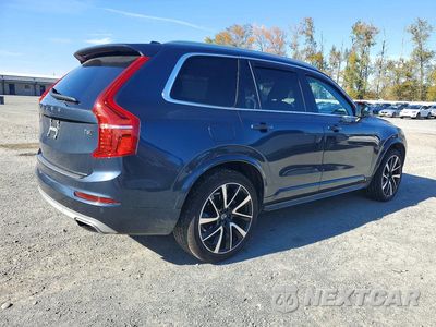 Trzecie zdjęcie samochodu z tyłu: 2021 VOLVO XC90 T6 MOMENTUM VIN:YV4A221K6M1681756 - miniatura