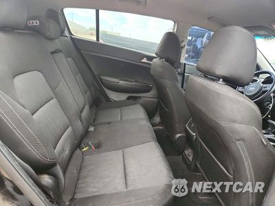 Zdjęcie 11 z 13 samochodu: 2017 KIA SPORTAGE LX VIN:KNDPMCAC2H7135514 - miniatura
