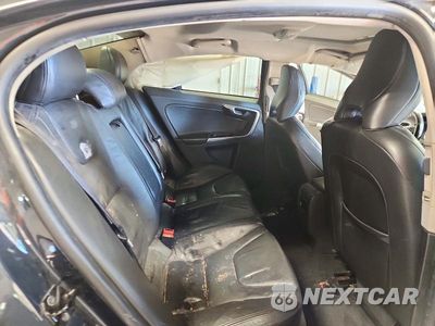 Zdjęcie 10 z 12 samochodu: 2012 VOLVO S60 T5 VIN:YV1622FS4C2083864 - miniatura