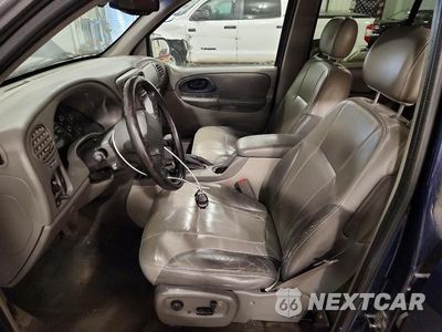 Zdjęcie 7 z 13 samochodu: 2004 CHEVROLET TRAILBLAZER EXT LS VIN:1GNET16P046104330 - miniatura